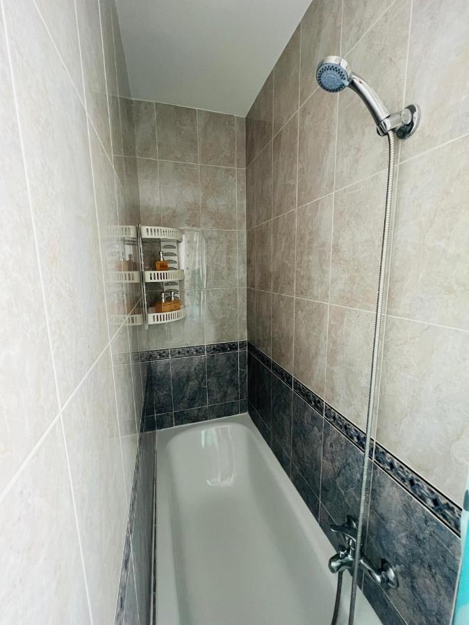 Japi Duplex Apartment Lucena Bagian luar foto