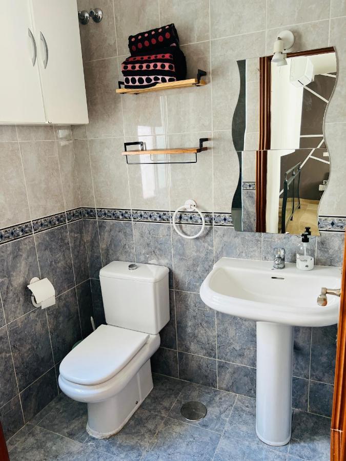 Japi Duplex Apartment Lucena Bagian luar foto