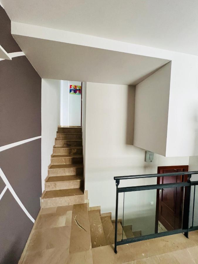 Japi Duplex Apartment Lucena Bagian luar foto